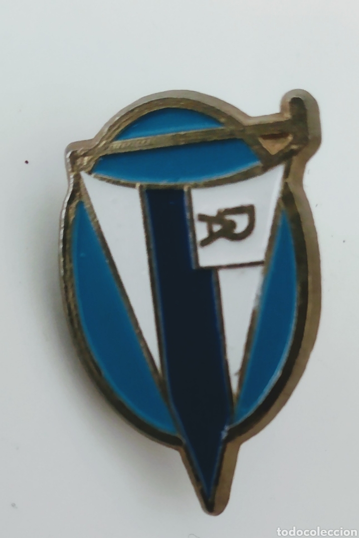 Collezionismo sportivo: Pin antiguo Deportivo Alav&eacute;s Oficial del club a&ntilde;os 90