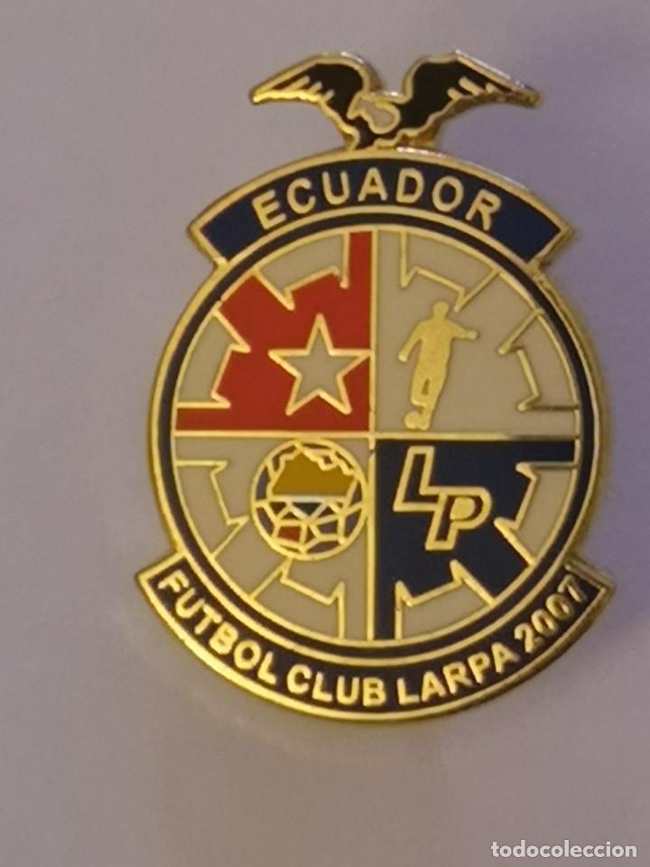 Sammelleidenschaft Sport: PIN FUTBOL - ZARAGOZA - FC LARPA 2007 ECUADOR