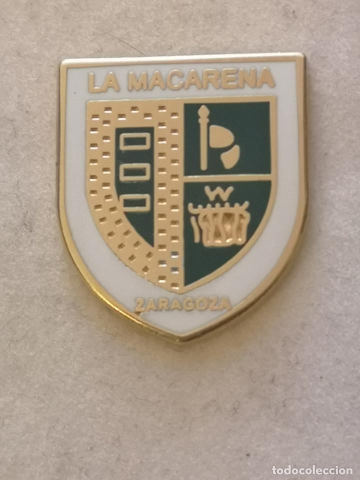Sammelleidenschaft Sport: PIN FUTBOL - ZARAGOZA - LA MACARENA