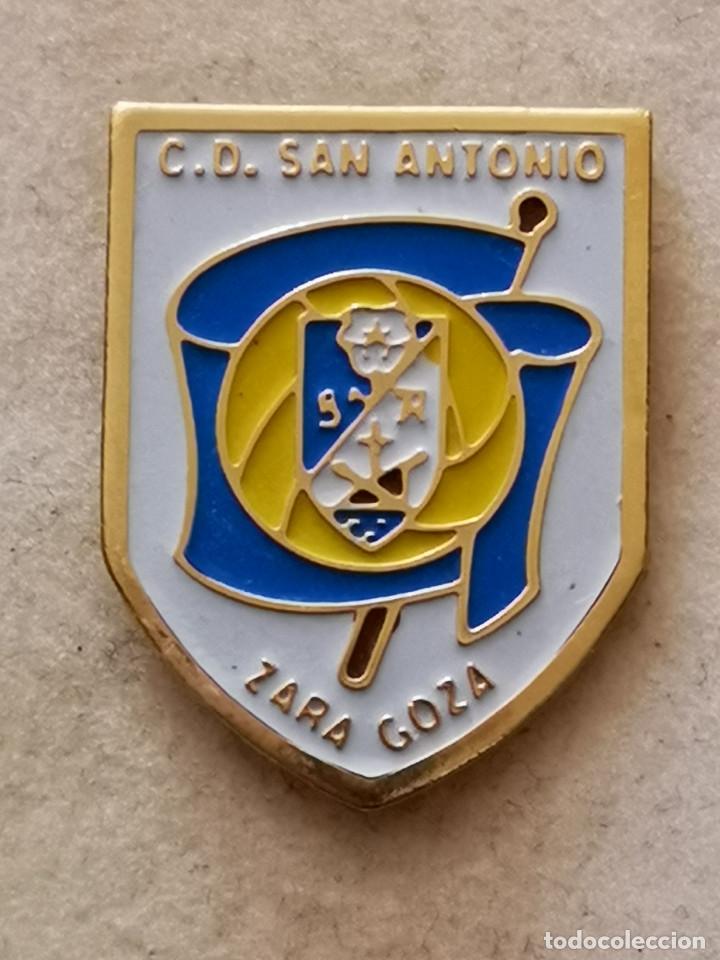 Sammelleidenschaft Sport: PIN FUTBOL - ZARAGOZA - CD SAN ANTONIO