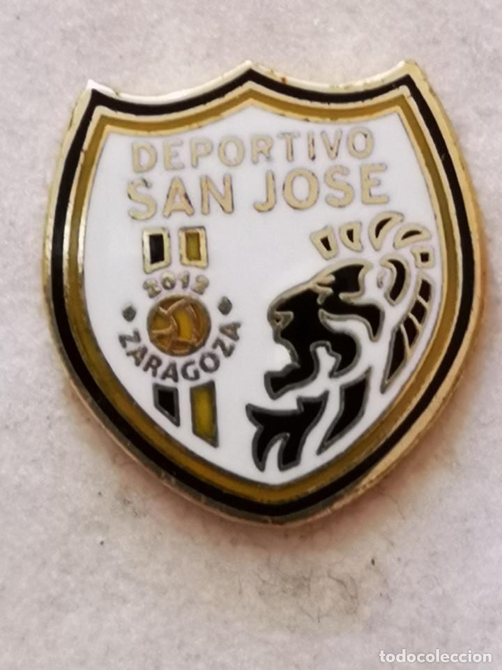 Sammelleidenschaft Sport: PIN FUTBOL - ZARAGOZA - DEPORTIVO SAN JOSE