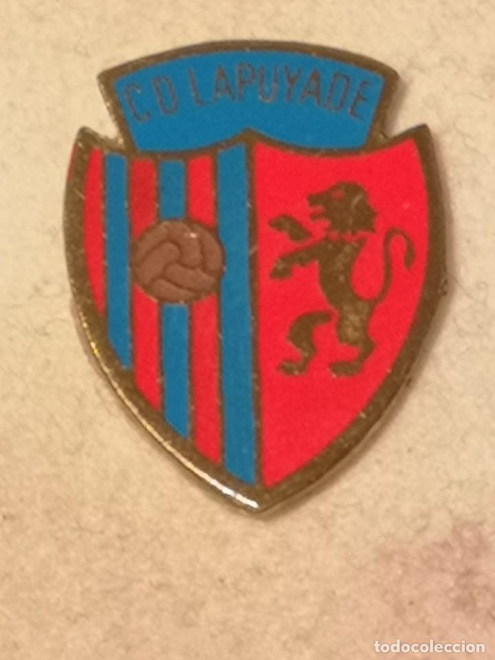Colecionismo desportivo: PIN FUTBOL - ZARAGOZA - CD LAPUYADE