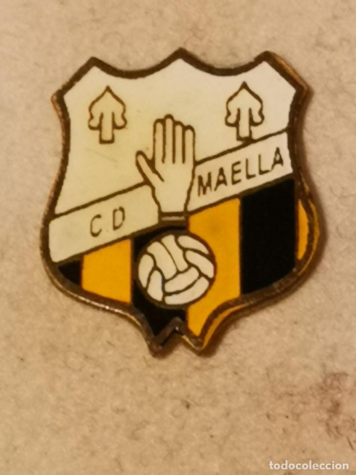 Colecionismo desportivo: PIN FUTBOL - ZARAGOZA - MAELLA - CD MAELLA