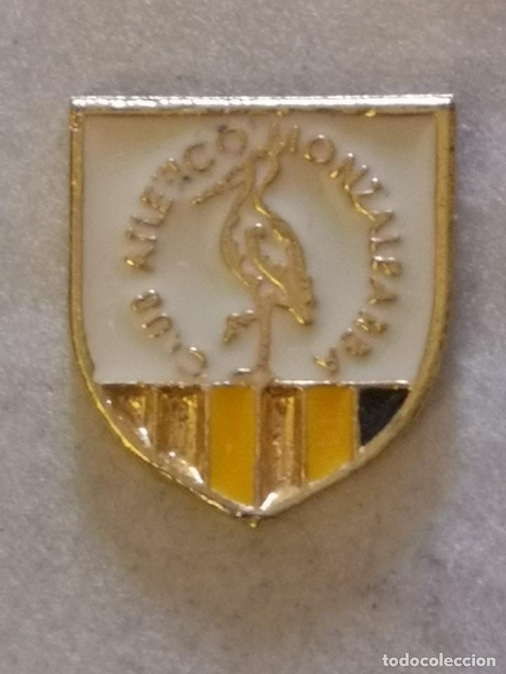 Coleccionismo deportivo: PIN FUTBOL - ZARAGOZA - CLUB ATLETICO MONZALBARBA