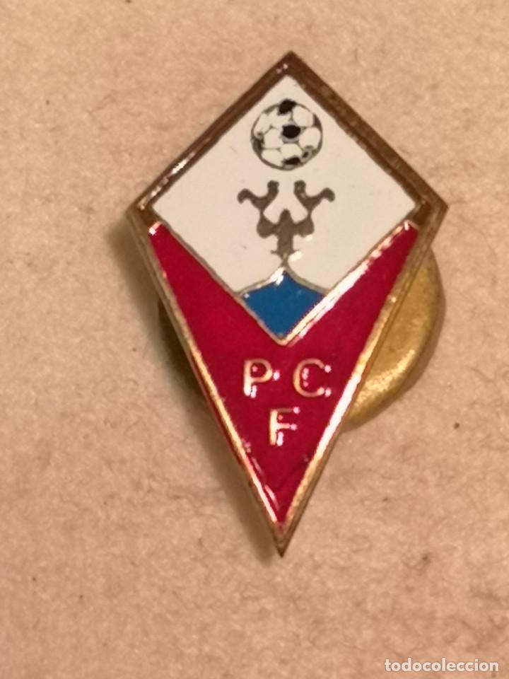 Coleccionismo deportivo: PIN FUTBOL - ZARAGOZA - PINSEQUE - CF PATADAN - Solapa