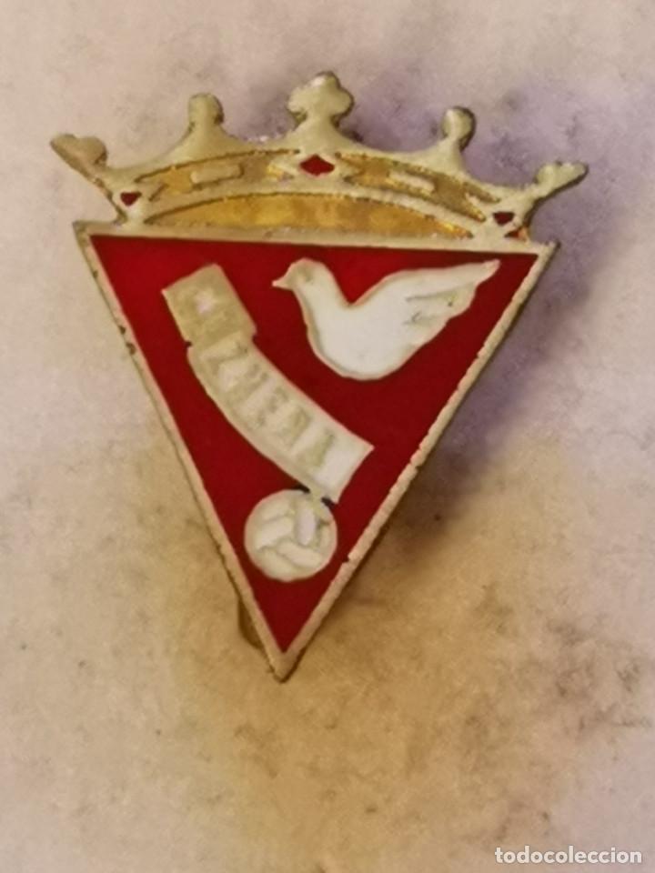 Coleccionismo deportivo: PIN FUTBOL - ZARAGOZA - ZUERA - CD ZUERA - Aguja