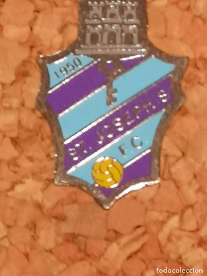 Coleccionismo deportivo: PIN FUTBOL - GIBRALTAR - ST. JOSEPH FC