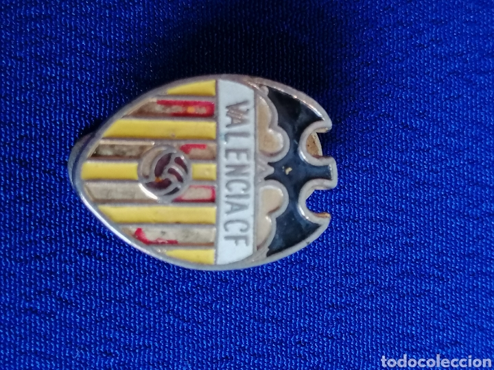 Coleccionismo deportivo: PIN VALENCIA CF OJAL - Foto 2