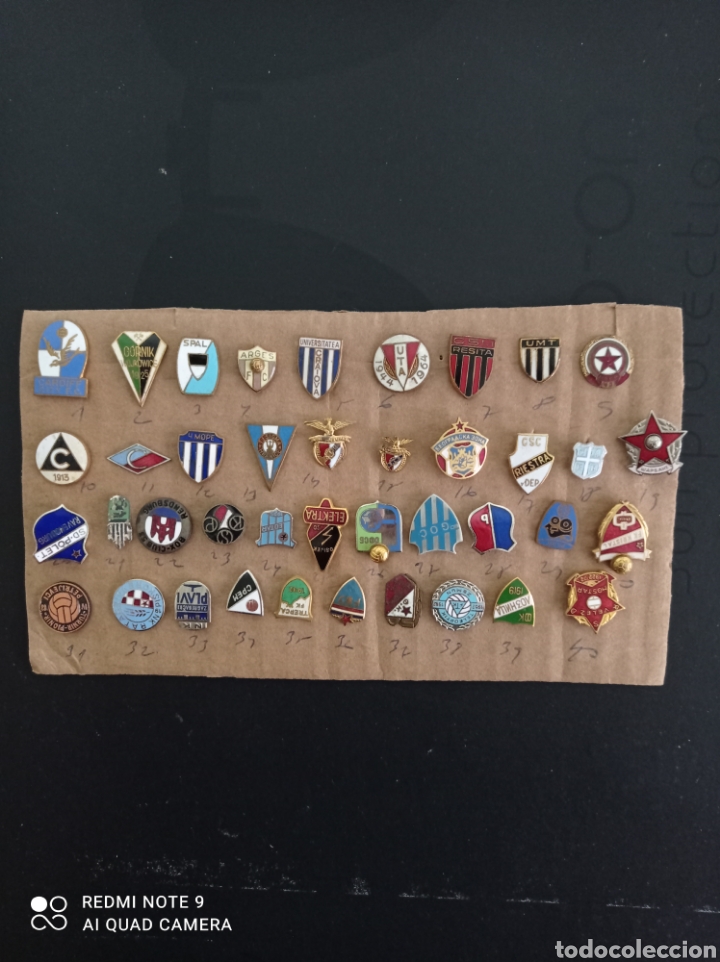 Coleccionismo deportivo: LOTE 3 DE 40 INSIGNIAS EXTRANJERAS VARIAS - Foto 1