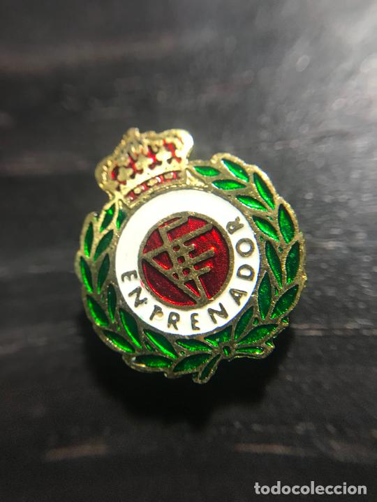 Coleccionismo deportivo: ANTIGUO PIN INSIGNIA - Foto 1