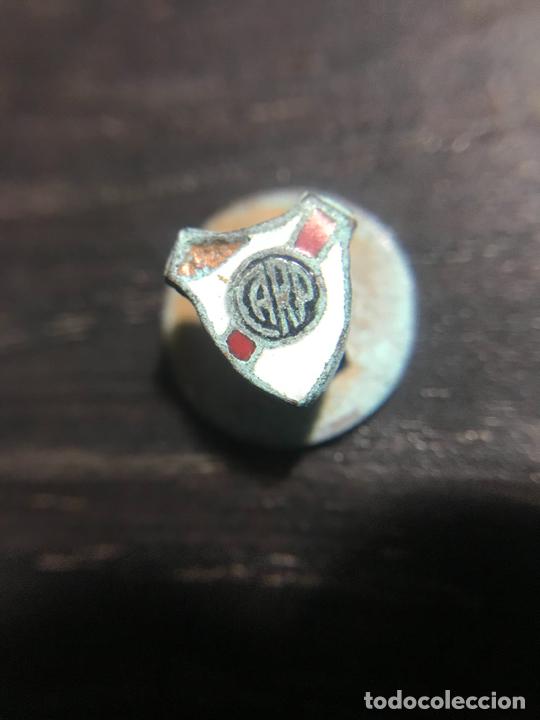 Coleccionismo deportivo: ANTIGUO PIN INSIGNIA - Foto 1