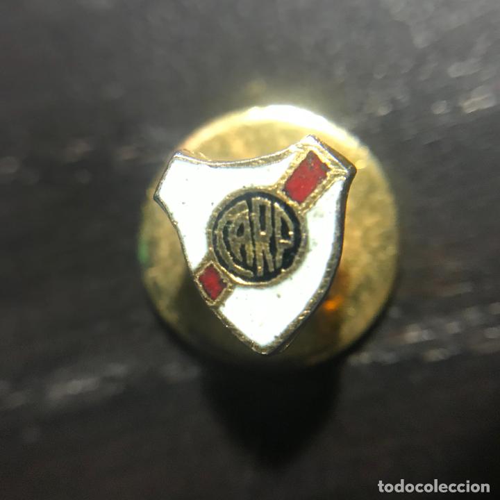 Coleccionismo deportivo: ANTIGUO PIN INSIGNIA - Foto 1