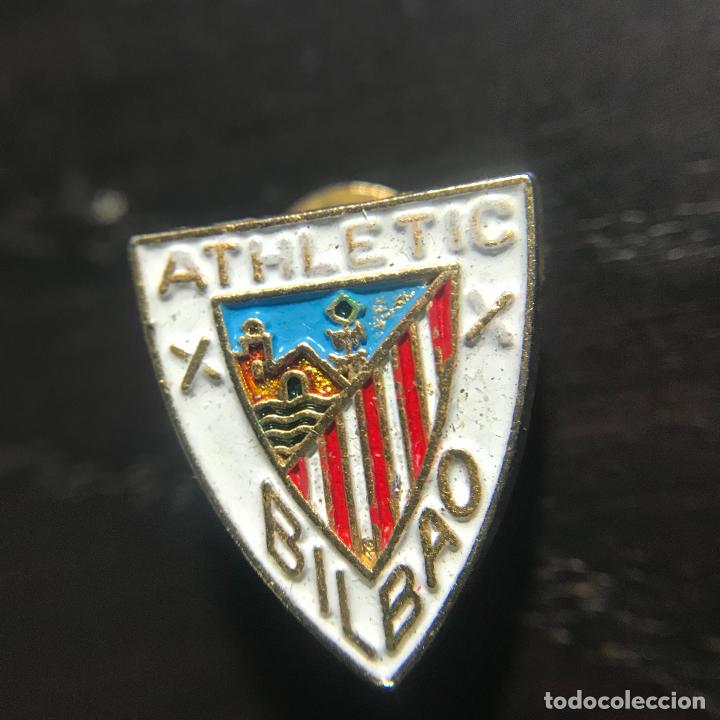Coleccionismo deportivo: ANTIGUO PIN INSIGNIA - Foto 1
