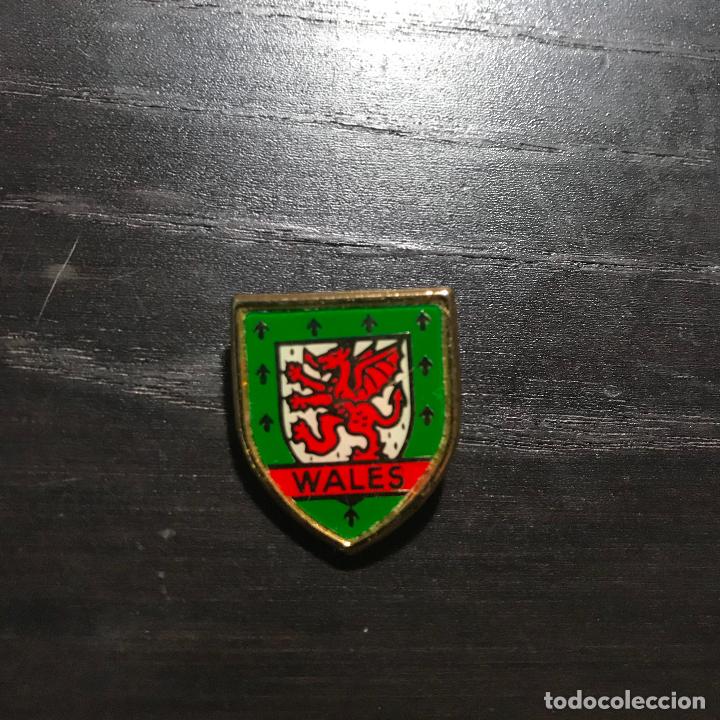 Coleccionismo deportivo: ANTIGUO PIN BROCHE INSIGNIA - Foto 1