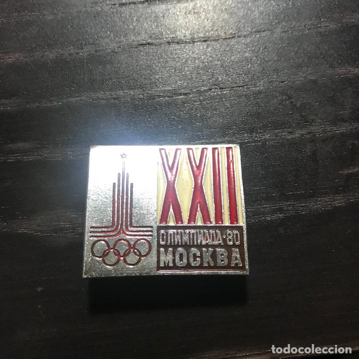 Coleccionismo deportivo: ANTIGUO PIN BROCHE INSIGNIA - Foto 1