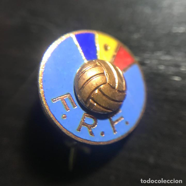 Coleccionismo deportivo: ANTIGUO PIN BROCHE INSIGNIA - Foto 1