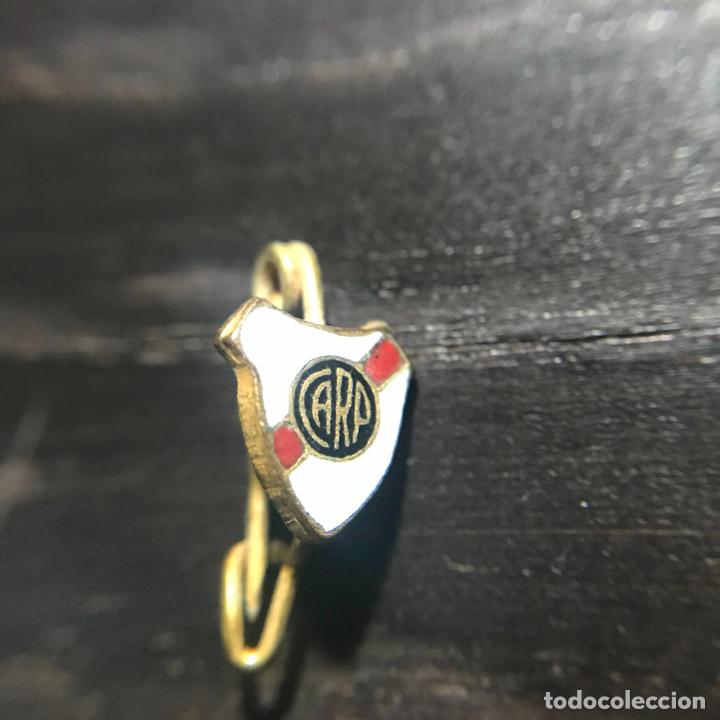 Coleccionismo deportivo: ANTIGUO PIN BROCHE INSIGNIA - Foto 1