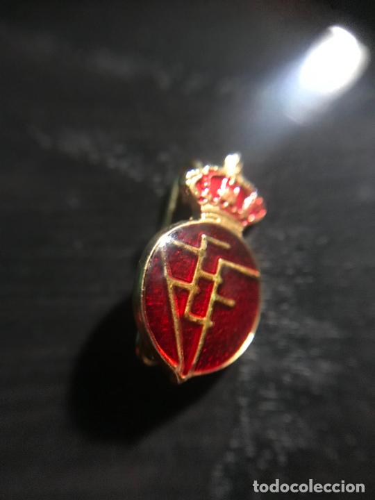 Coleccionismo deportivo: ANTIGUO PIN BROCHE INSIGNIA - Foto 1