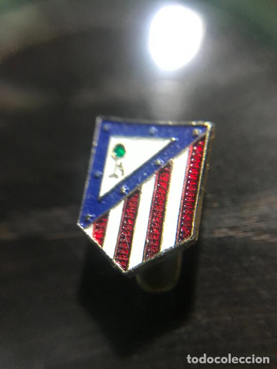 Coleccionismo deportivo: ANTIGUO PIN BROCHE INSIGNIA - Foto 1