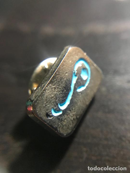 Coleccionismo deportivo: ANTIGUO PIN BROCHE INSIGNIA - Foto 1