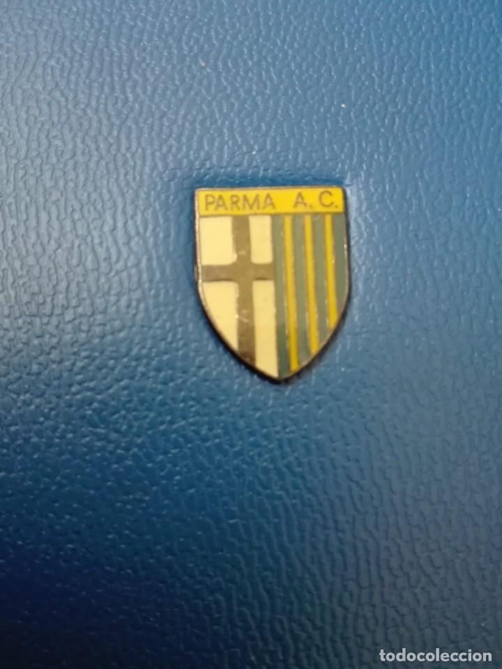 Coleccionismo deportivo: PIN DE FUTBOL - PARMA A.C. - Foto 1