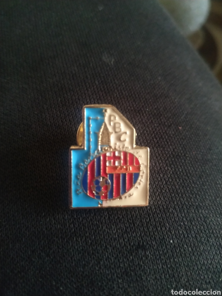 Collezionismo sportivo: PIN FC Barcelona Pe&ntilde;a Barcelonista Cort&eacute;s Navarra Bar&ccedil;a