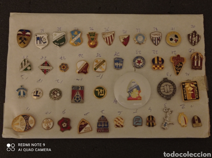 Coleccionismo deportivo: LOTE 5 DE 40 INSIGNIAS EXTRANJERAS VARIAS - Foto 2