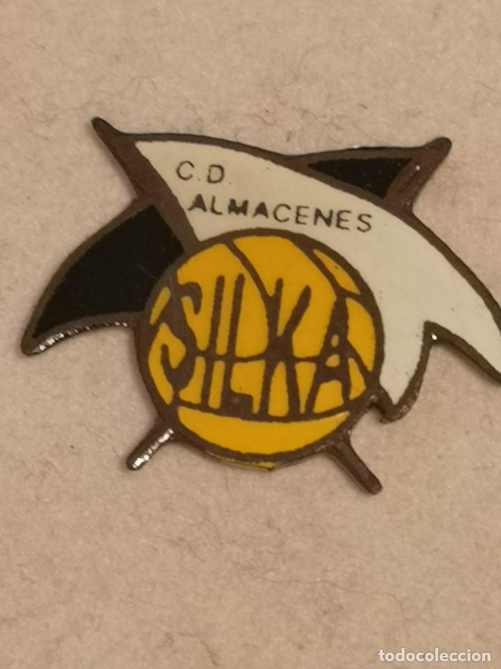 Collezionismo sportivo: PIN FUTBOL - ASTURIAS - OVIEDO - CLUB DEPORTIVO ALMACENES SILKA