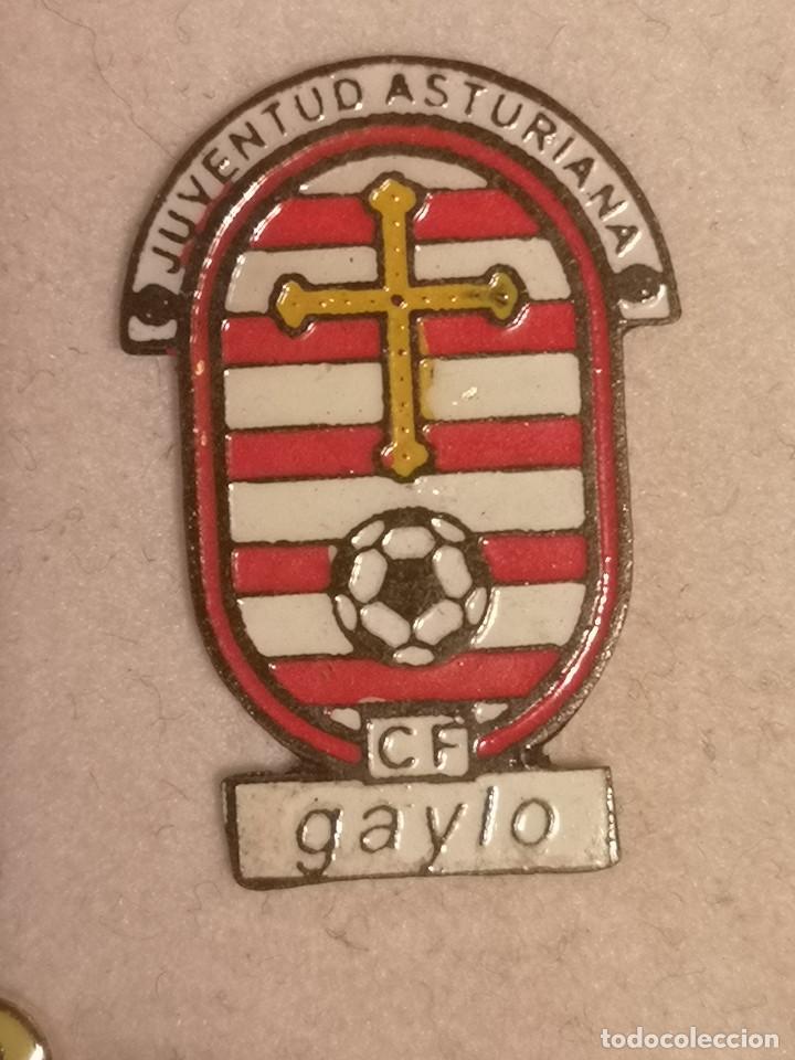 Coleccionismo deportivo: PIN FUTBOL - ASTURIAS - OVIEDO - JUVENTUD ASTURIANA FC gaylo