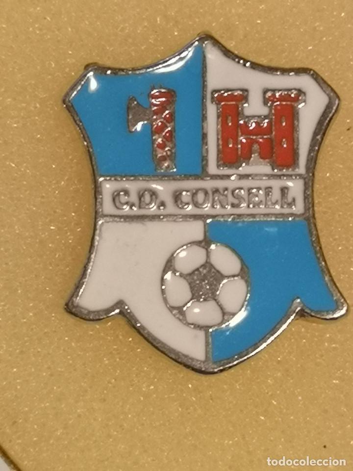 Sammelleidenschaft Sport: PIN FUTBOL - MALLORCA - CONSELL - CD CONSELL