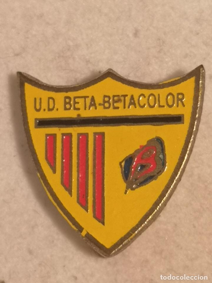 Colecionismo desportivo: PIN FUTBOL - MALLORCA - PALMA - UD BETA-BETACOLOR - Aguja