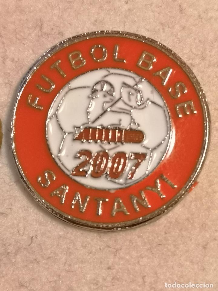 Colecionismo desportivo: PIN FUTBOL - MALLORCA - SANTANYI - FUTBOL BASE SANTANYI