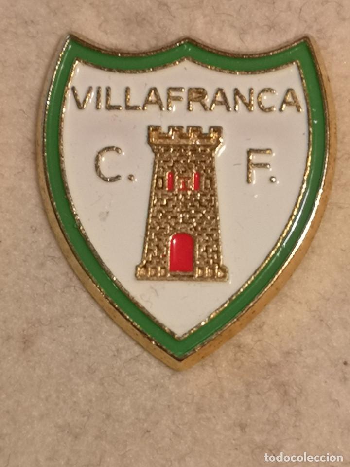 Coleccionismo deportivo: PIN FUTBOL - MALLORCA - VILAFRANCA DE BONANY - CD VILAFRANCA