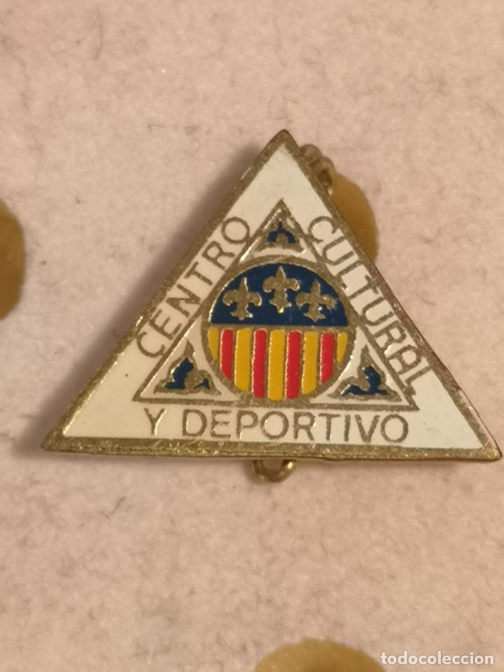 Coleccionismo deportivo: PIN FUTBOL - MALLORCA - SINEU - CENTRO CULTURAL DEPORTIVO - Aguja