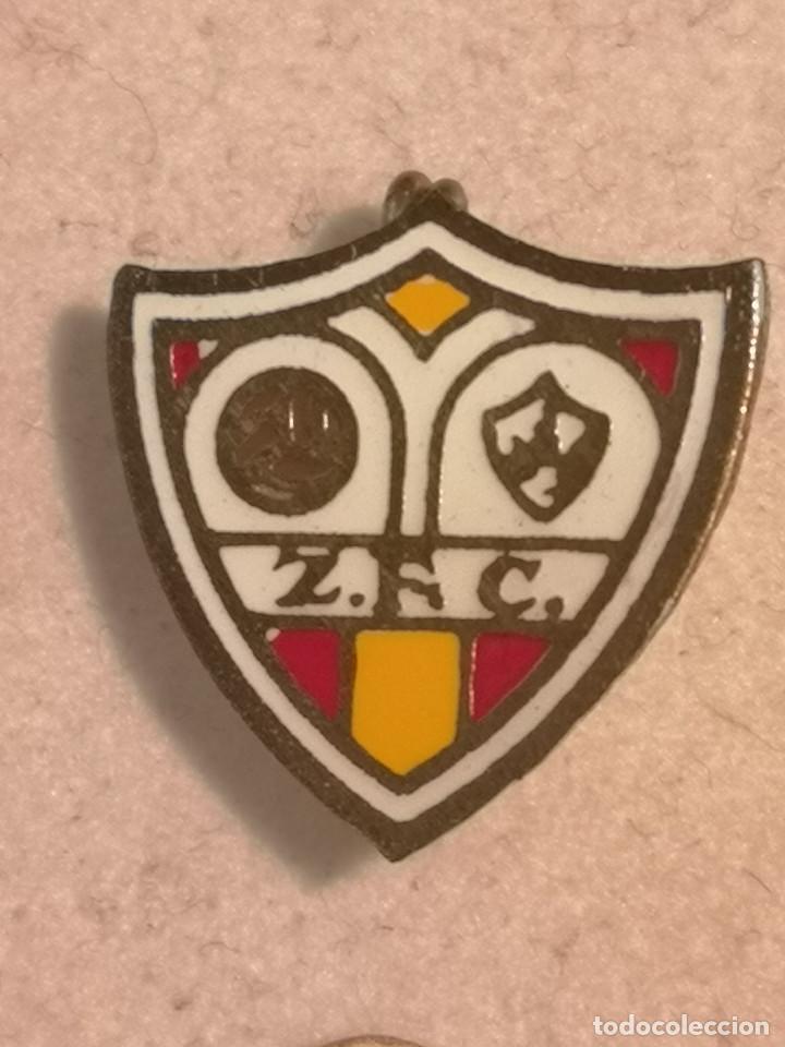 Coleccionismo deportivo: PIN FUTBOL - MALLORCA - PALMA - ZAMORA FC - Aguja