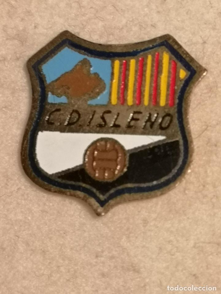 Coleccionismo deportivo: PIN FUTBOL - MALLORCA - PALMA - CD ISLE&Ntilde;O