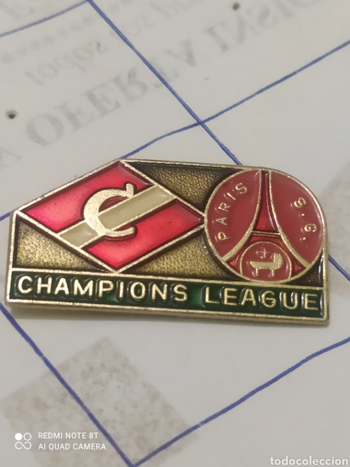 Coleccionismo deportivo: PINS DE F&Uacute;TBOL CHAMPIONS LEAGUE. SPARTAK DE MOSC&Uacute; -PAR&Iacute;S SANT GERMAIN.