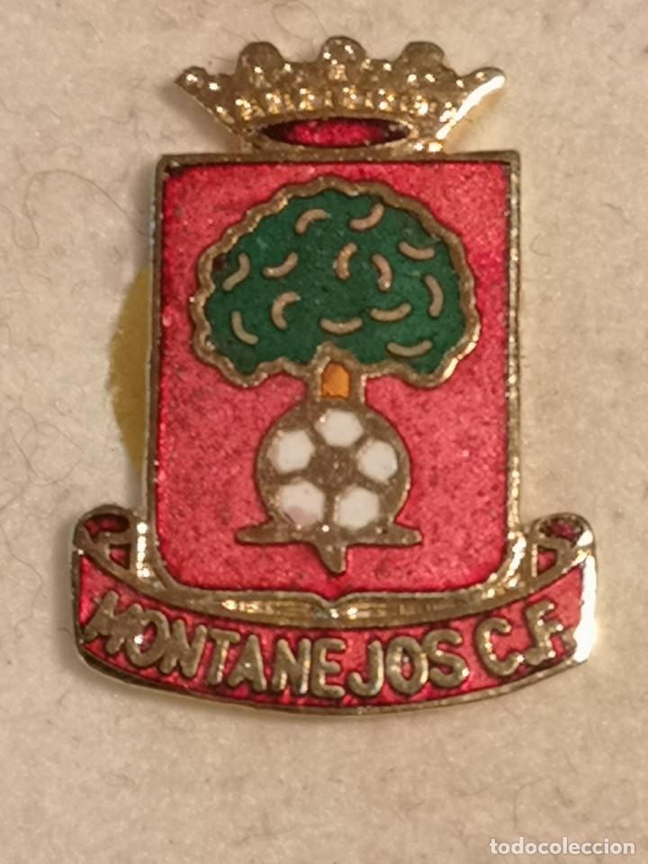 Coleccionismo deportivo: PIN FUTBOL - CASTELL&Oacute; (CASTELLON) - MONTANEJOS - MONTANEJOS CF