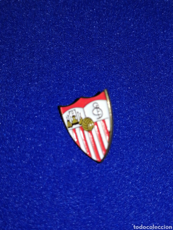 Coleccionismo deportivo: PIN SEVILLA - Foto 1