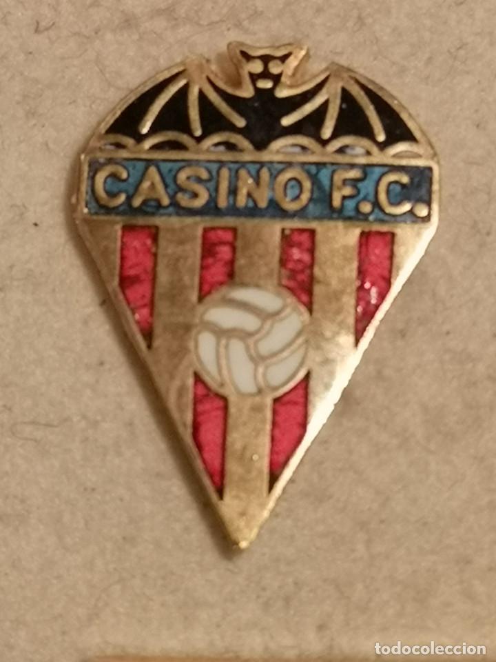 Coleccionismo deportivo: PIN FUTBOL - VALENCIA - CASINO FC