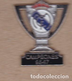 Collectionnisme sportif: PIN DE FUTBOL DEL CLUB REAL MADRID CAMPEON 96-97 (FOOTBALL)