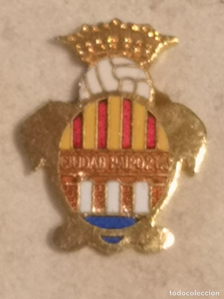 Coleccionismo deportivo: PIN FUTBOL - VALENCIA - PAIPORTA - CIUDAD PAIPORTA