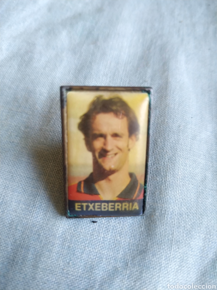 Coleccionismo deportivo: Pin Joseba Etxeberr&iacute;a Athletic de Bilbao selecci&oacute;n espa&ntilde;ola Eurocopa