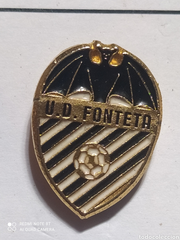 Sammelleidenschaft Sport: PINS DE F&Uacute;TBOL UD FONTETA VALENCIA
