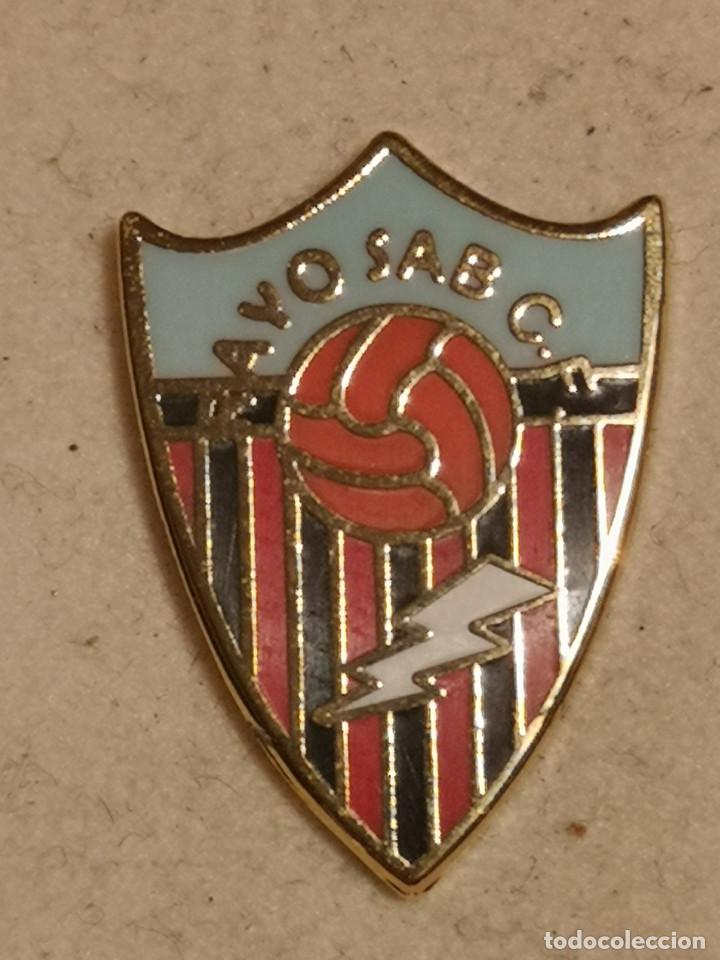 Sammelleidenschaft Sport: PIN FUTBOL - VALENCIA - SAN ANTONIO DE BENAG&Eacute;BER - RAYO SAB CF