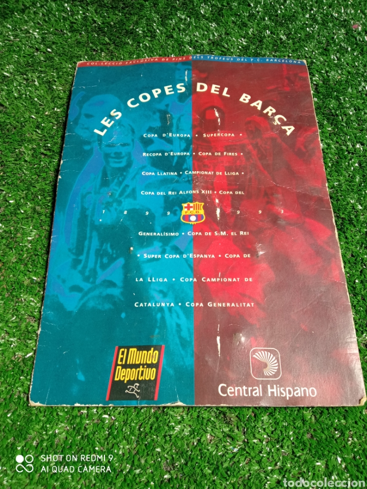 Coleccionismo deportivo: Lote 13 pins les copes del Bar&ccedil;a mincar mundo deportivo