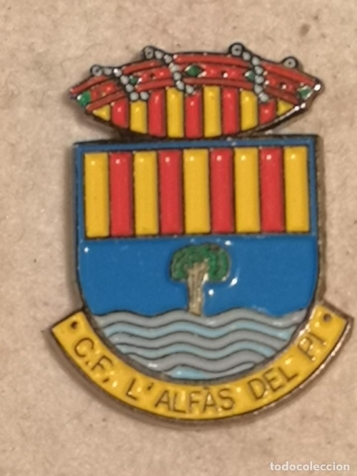 Collectionnisme sportif: PIN FUTBOL - ALACANT / ALICANTE - L'ALFAS DEL PI - CF L'ALFAS DEL PI