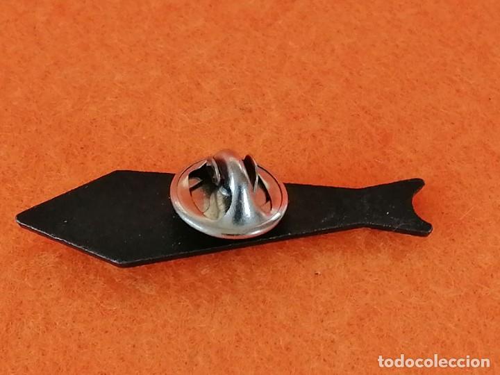 Coleccionismo deportivo: PIN R.C.D. ESPA&Ntilde;OL -CORBATA CON ESCUDO - Foto 7