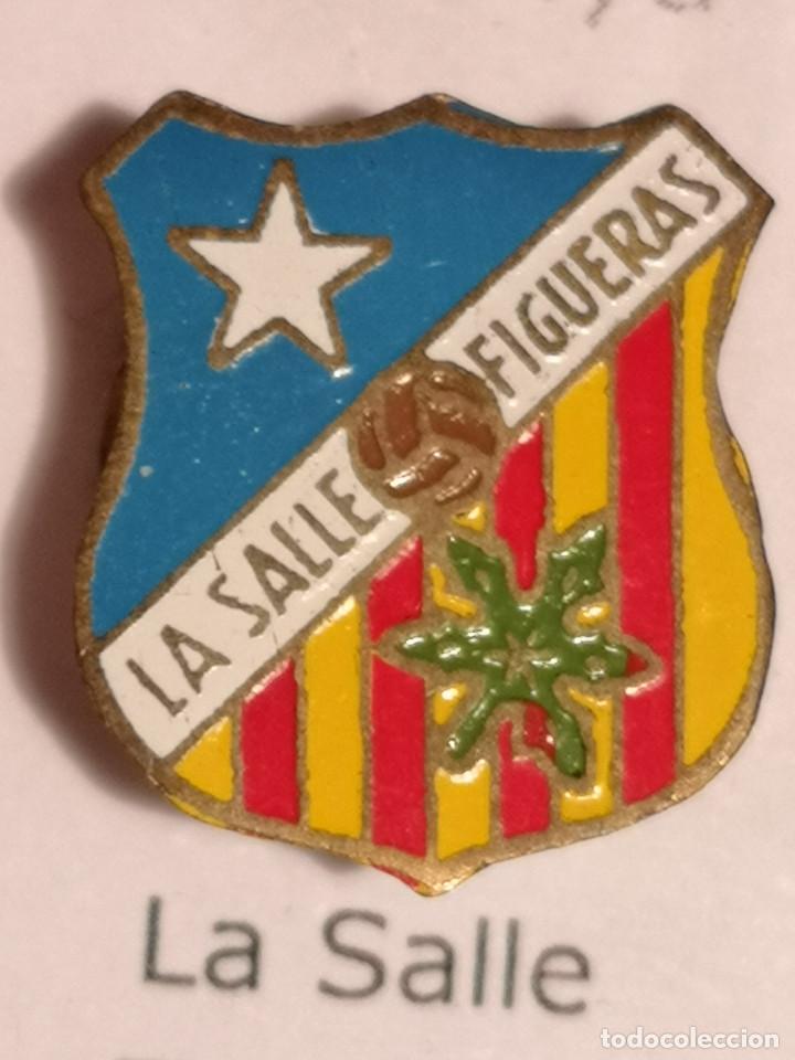 Collezionismo sportivo: PIN FUTBOL - GIRONA - FIGUERES - LA SALLE FIGUERAS - Solapa