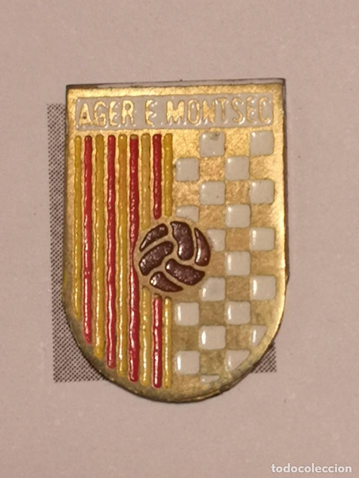 Collezionismo sportivo: PIN FUTBOL - LLEIDA - AGER - AGER E MONTSEC